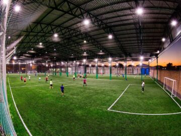 Iluminação de LED no campo de futebol de Society no bairro Celina Dalul – Mirassol