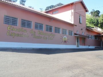 Máquina de gelo para APAE  – Águas de Lindoia