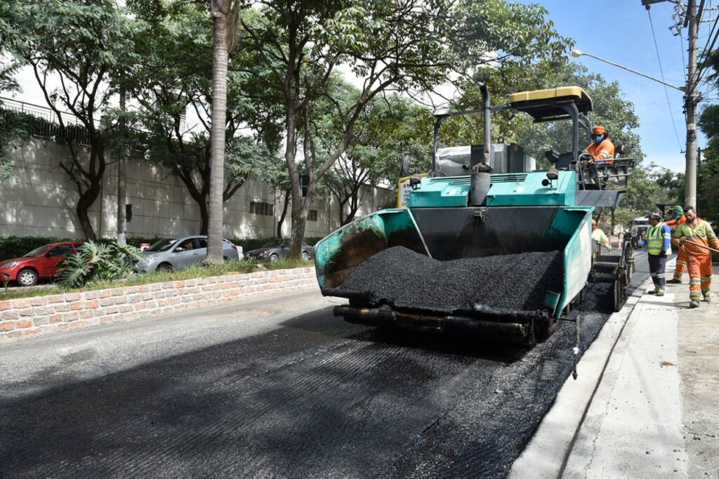 Pedido de asfalto na Travessa Francisco Gonsales R