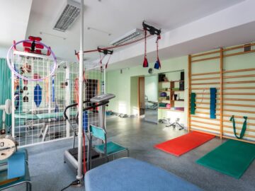 Aquisição de Equipamentos e Reforma do Prédio da F