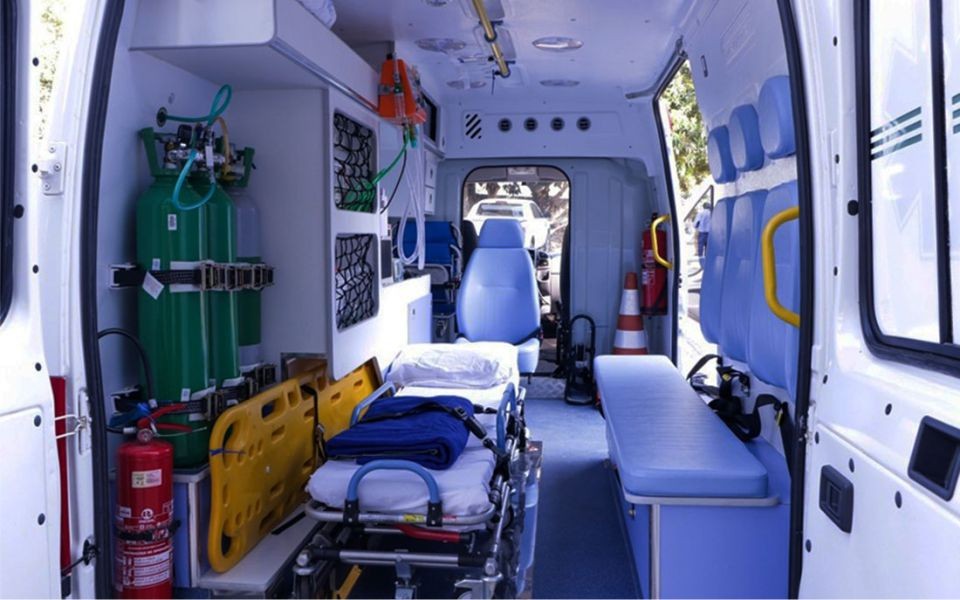 Ambulância UTI para a Santa Casa de Misericórdia de Miguelópolis