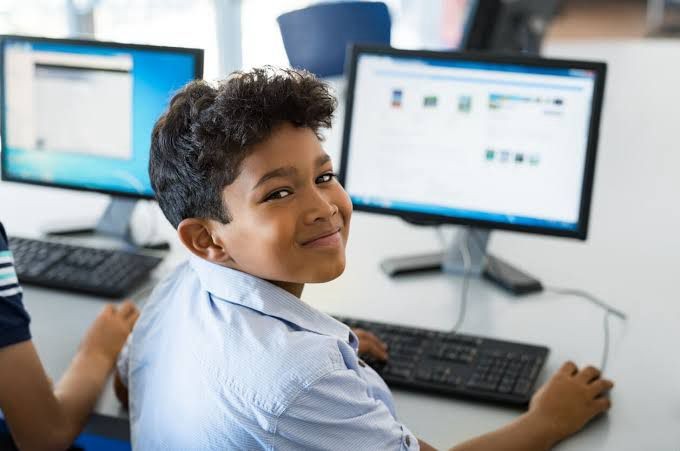 Aquisição de 3 notebooks para a Escola Municipal José Renato Nogueira Ambrósio  São José da Bela Vista