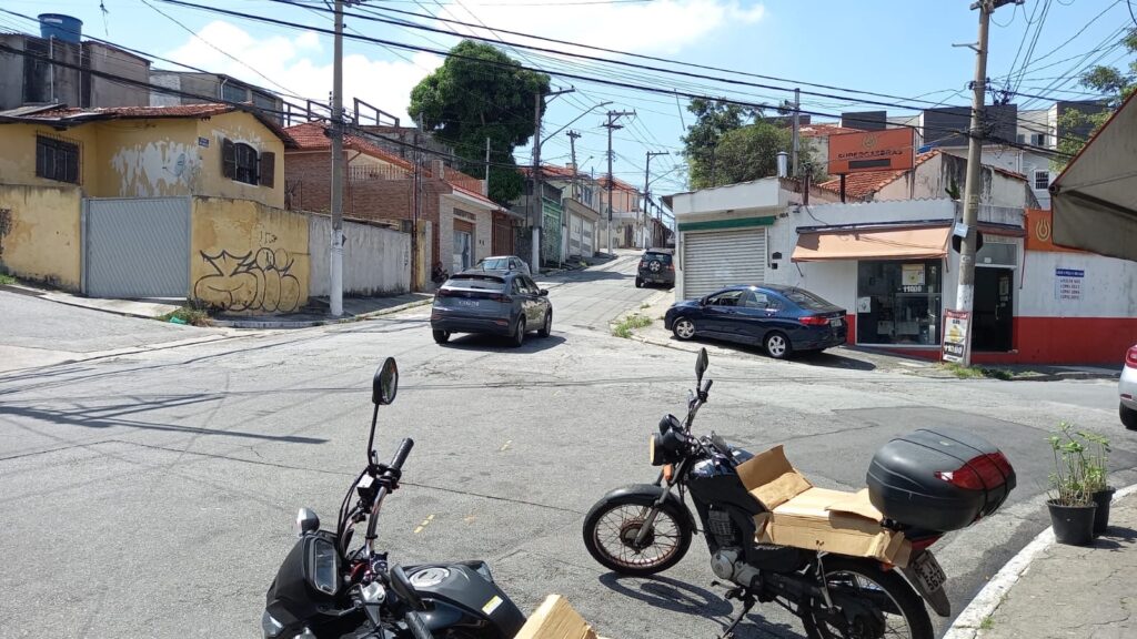 Pedido de estudo técnico para implementação de redutor de velocidade e sinalização – São Paulo