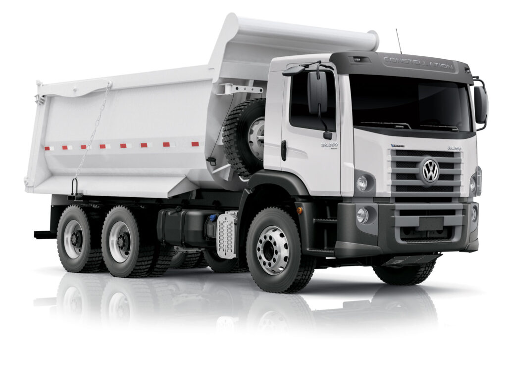 Caminhão basculante traçado – Cachoeira Paulista