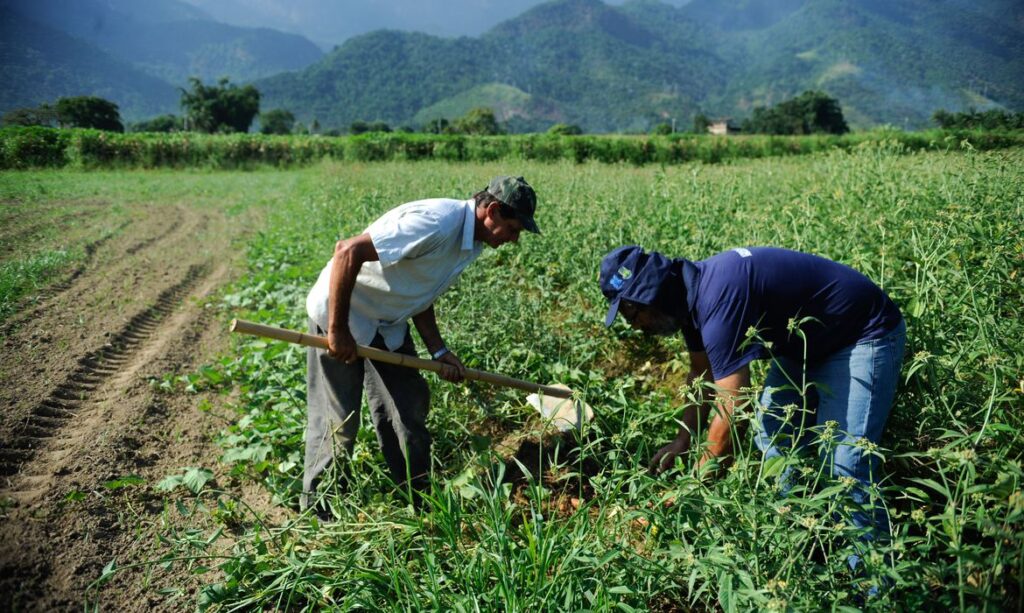 Aquisição de Implementos Agrícolas – Redenção da Serra