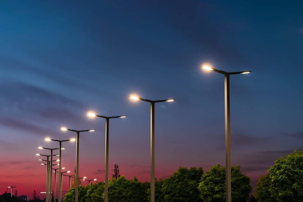 Infraestrutura de iluminação de LED União Paulista