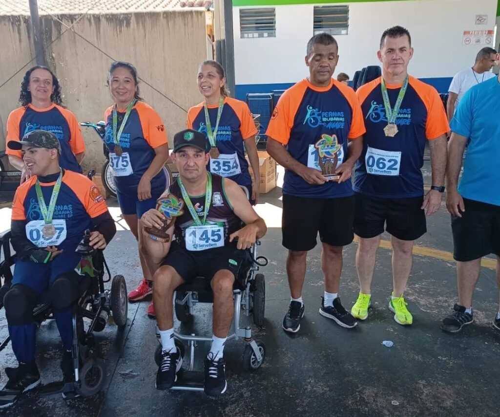 Van de carga para o Projeto Social Pernas Solidár