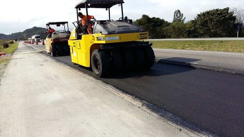 Pavimentação Asfáltica em CBUQ na estrada Municipa