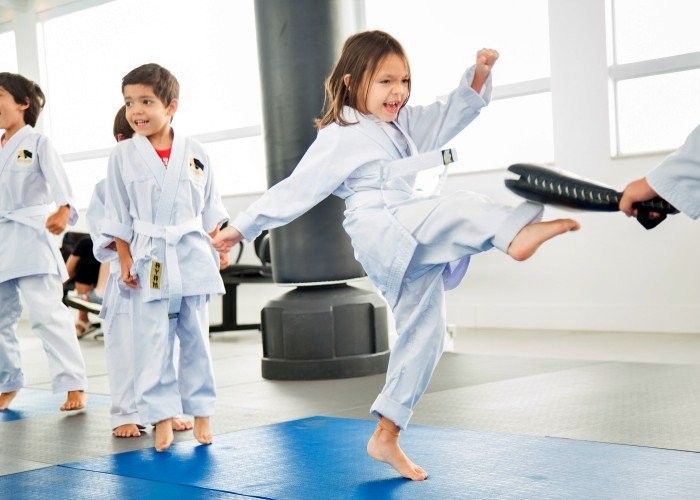 Cultivando Campeões  Núcleos esportivos para ate