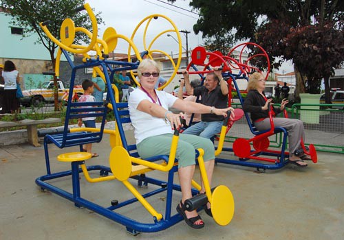 Revitalização de praças e equipamentos pra ginásti