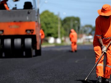 Pedido de Asfalto e Saneamento Básico (Av. Ribeirã