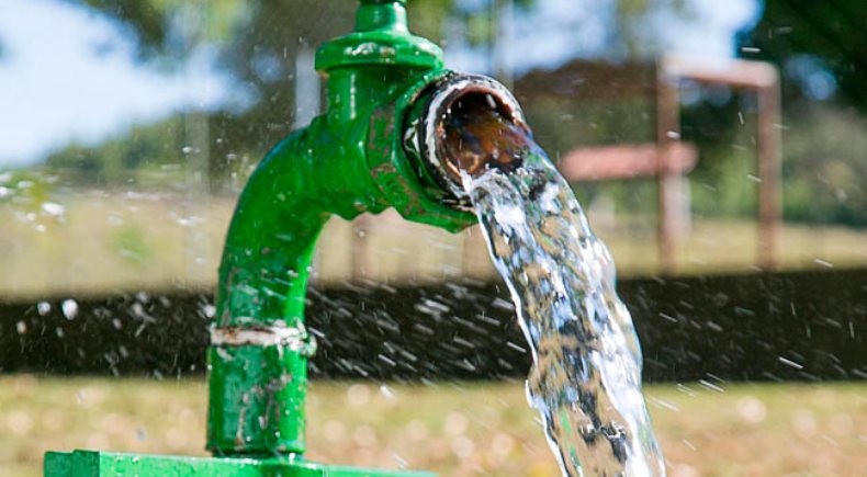 Poços artesianos no bairro Lavrinhas do Sumidouro – São Miguel Arcanjo