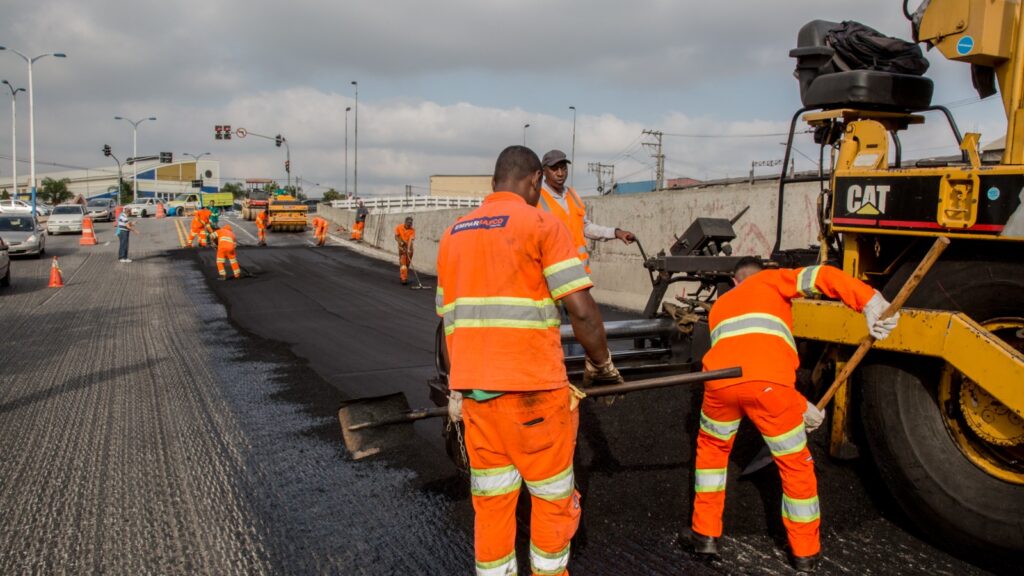 Recapeamento da Rua Maria das Neves Olegario Zanon no bairro Cidade Nova  Jacupiranga