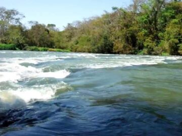 Reforma da piscina da cachoeira de São Roberto  Pontes Gestal