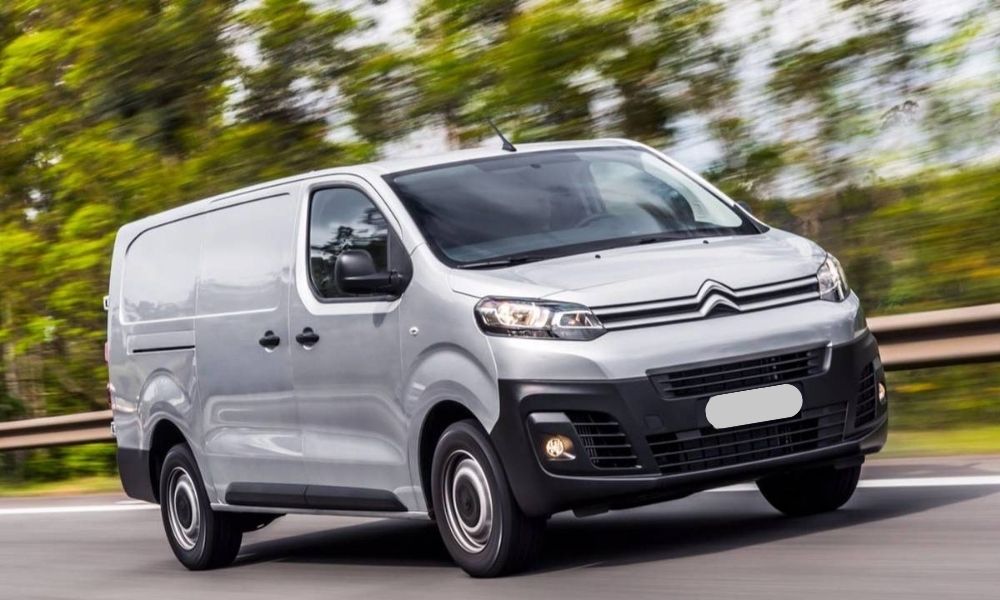 Aquisição de um veículo utilitário para o Projeto Acolhimento Feminino para Mulheres em Situação de Rua Maria Madalena em Mogi das Cruzes