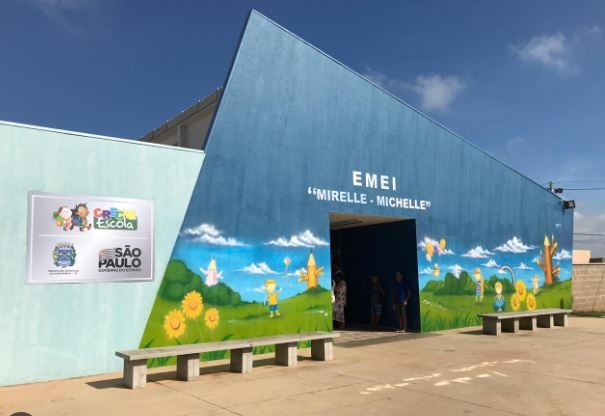 Reforma da antiga creche em Limoeiro  Guzolândia