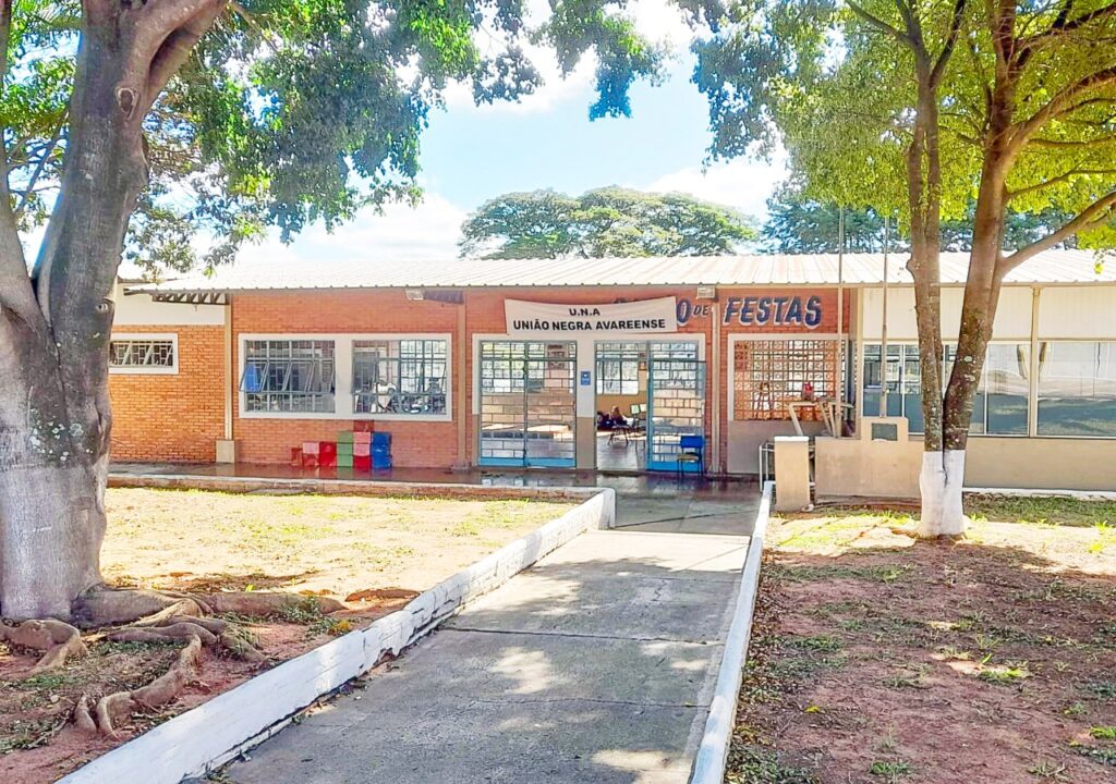 Reforma da sede da UNA união negra avareense