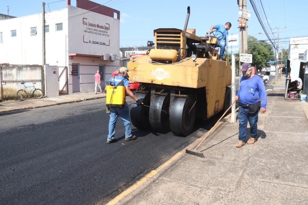 Recapeamento asfáltico para o bairro Octávio Rasi