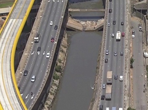 Reforma na Ponte que liga Campo limpo X Taboão da