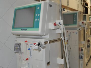 Aparelho de hemodiálise  Tambaú