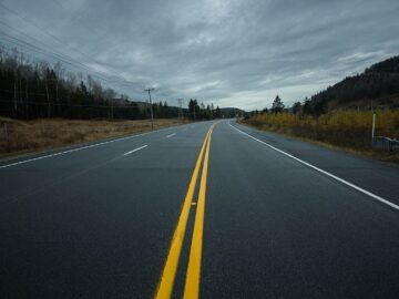 SINALIZAÇÃO VIÁRIA – LAVRINHAS