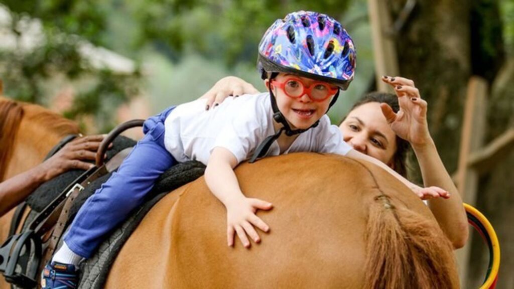 Construção do Centro de Equoterapia da APAE – Nhandeara