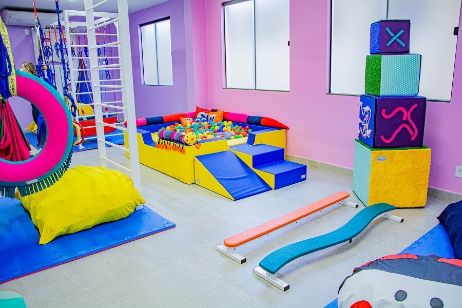 Sala multissensorial para autistas no Espaço Infinito na cidade de Paulicéia