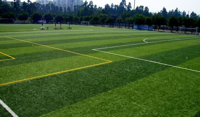 Reforma e instalação de grama sintética do Campo 7 Cores  Distrito Norte de Campinas