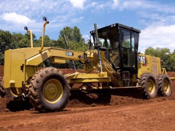 Motoniveladora – Patrol – Cachoeira Paulista