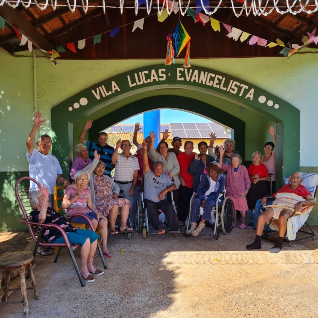 Aquisição de veículo para a Sociedade Obreiros da Caridade – Vila Lucas Evangelista – Bebedouro/SP