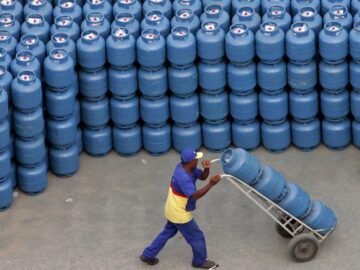 PL 2045/2019 – Institui desoneração tributária em favor do gás de cozinha e determina a inclusão do produto entre os itens que compõem a cesta básica.