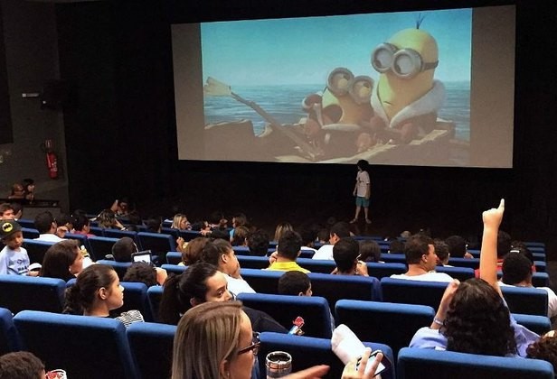PL 133/2019 – Torna obrigatória sessões de cinema adaptadas para pessoas com transtorno do espectro autista “Sessão Azul”.