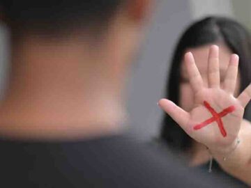 PL 3863/2021 – Obriga o Poder Público a divulgar a existência do crime de importunação sexual.
