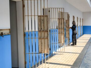 PL 8309/2017 – Aumenta a pena do crime de divulgação de imagem íntima de criança ou adolescente e tipifica a conduta de exposição de intimidade sexual.