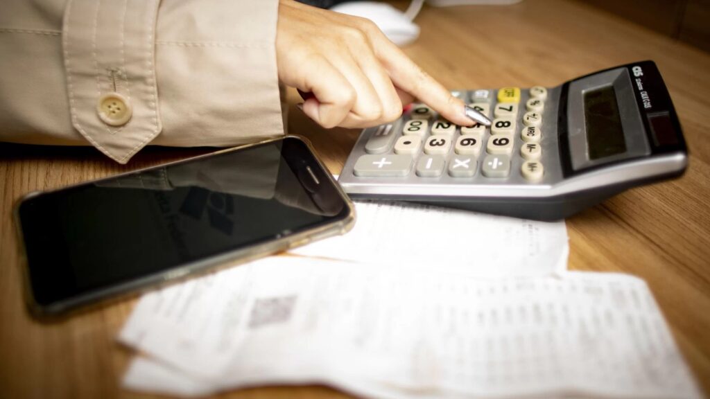 PL 2748/2022 – Dispõe sobre isenção de imposto de renda de proventos de aposentadoria ou reforma recebidos por pessoas físicas portadores de fibromialgia.