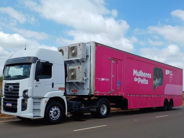 Carreta de Mamografia do Programa Mulheres de Peito – Itatinga