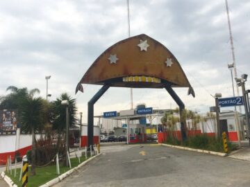 Abaixo-Assinado – Ponto de ônibus do CTN