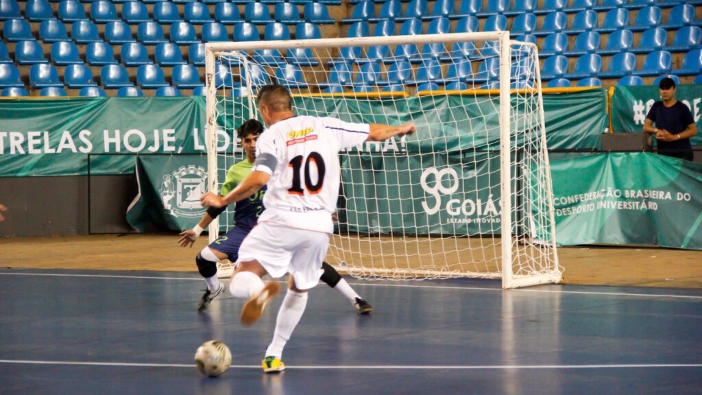Abaixo-Assinado em Apoio à Permanência e Fortalecimento dos Programas Continuados do Clube Escola (INSTITUTO LINCE)