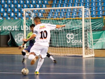 Abaixo-Assinado em Apoio à Permanência e Fortalecimento dos Programas Continuados do Clube Escola (INSTITUTO LINCE)